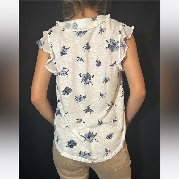 Lucky Brand top, blue floral women’s size large - Picture 3 of 9